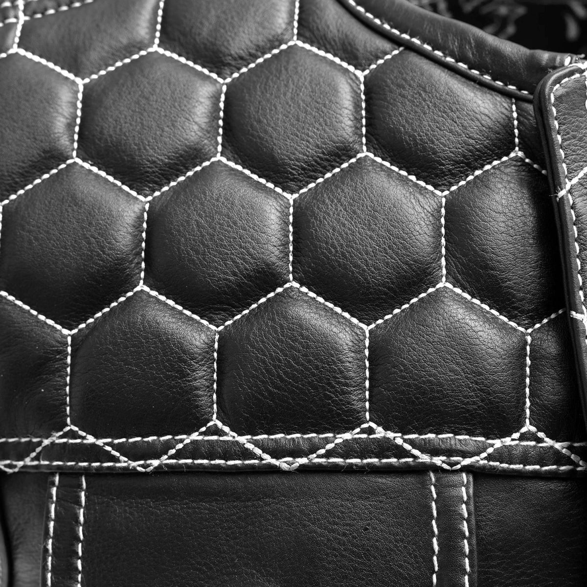 Tressivo-Hornet Men's Club Style Leather Vest - Tressivo