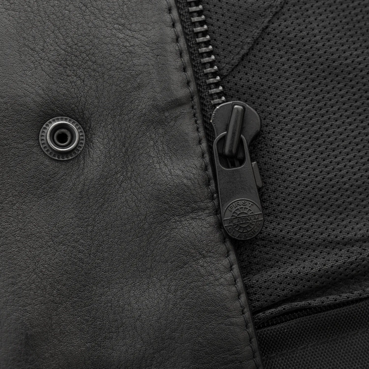 Tressivo-Hotshot Men's Motorcycle Leather Vest - Tressivo